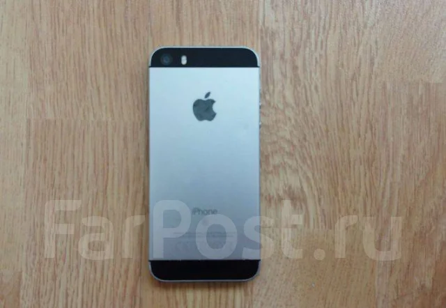 Apple iPhone SE. �/�, �����, 4G LTE, NFC ����