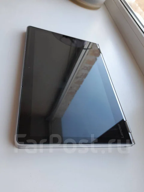 Lenovo Yoga. ��� 8 ��, ���� 120���, WiFi: 1, Bluetooth: 1, ����������� �� 13��. ����