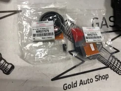 MR527979 ���. �-� ��������� ����.! d61 Mitsubishi L200 2.5Di-D 06> MR527979 ����