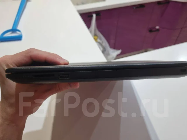 HP 15. 15.6", 2,4����, ��� 8 ��, ���� 256���, WiFi: 1, Bluetooth: 1, ����������� �� 10��. ����