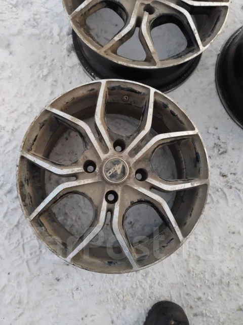 4Go. 6.0x15", 4x114.3, ET40 ����