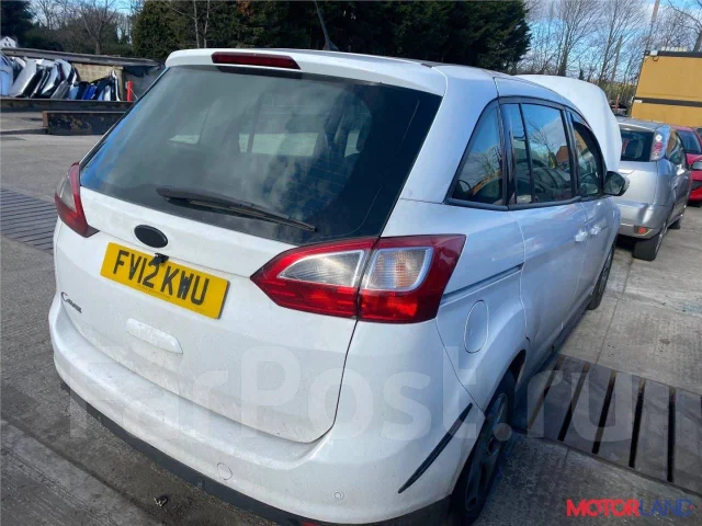 ������ Ford C-Max 2010-2015 9478698 AV6Q9E926BA ����