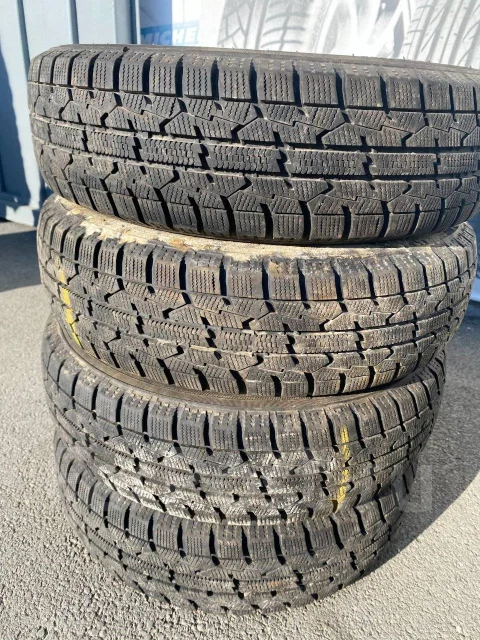 TOYO OBSERVE 主流 GARIT GIZ 155/65 R14 新品、未使用