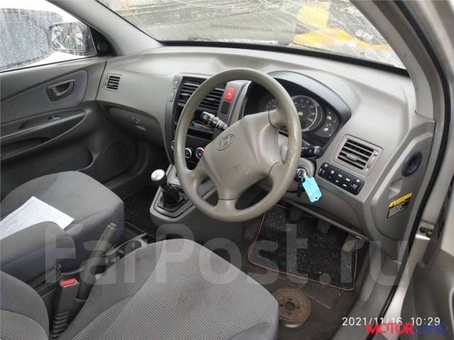    Hyundai Tucson 1 2004-2009 7360308 