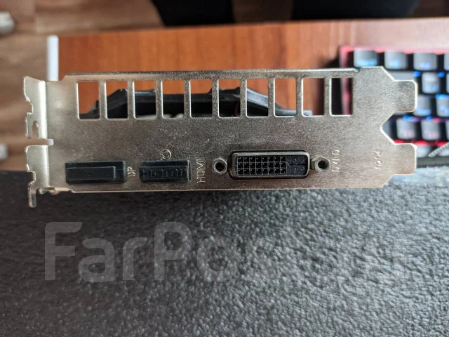 GeForce GTX 1050 ����