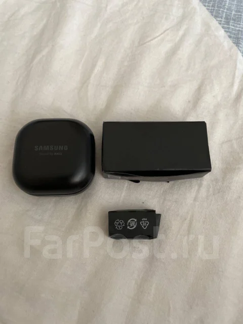 Samsung Galaxy Buds ����