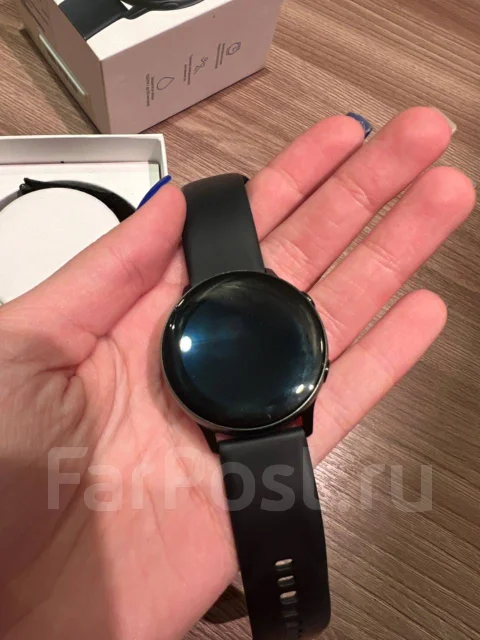 Samsung Galaxy Watch Active ����