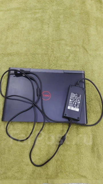 Dell Inspiron 7577. 15.6", 2,8����, ��� 16 ��, WiFi: 1, Bluetooth: 1 ����