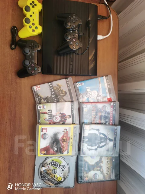 Sony PlayStation 3 Slim ����