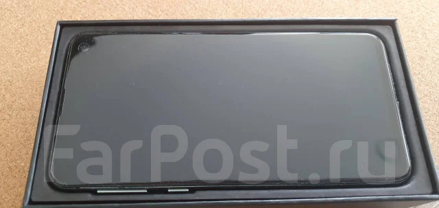 Samsung Galaxy S10e. �/�, 128 ��, �������, 4G LTE, Dual-SIM, ����������, NFC ����