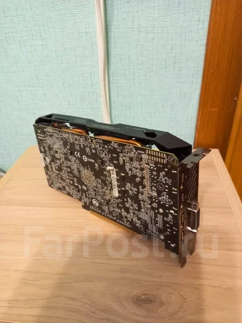 Radeon RX 570 ����