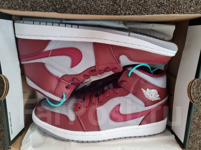 Jordan air best sale 1 mid 42