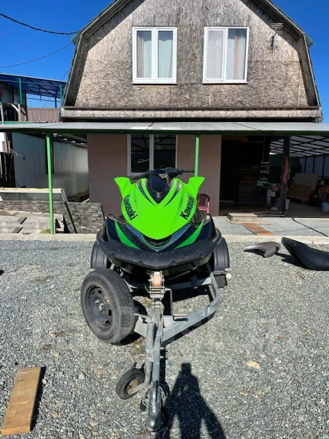 Kawasaki Ultra 260 X. 2011 ��� ����
