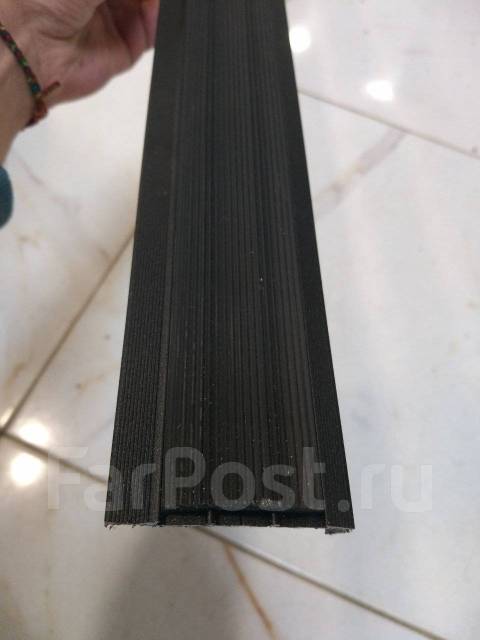 Уголки на ступени, накладки противоскользящие, в наличии. Цена: 500₽ во ...