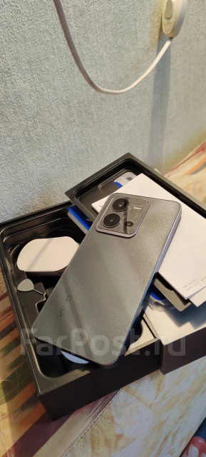 Vivo V25e. �����, ������ ����