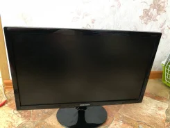 Samsung. 21.5", ���������� �� (LCD, LED, QLED) ����