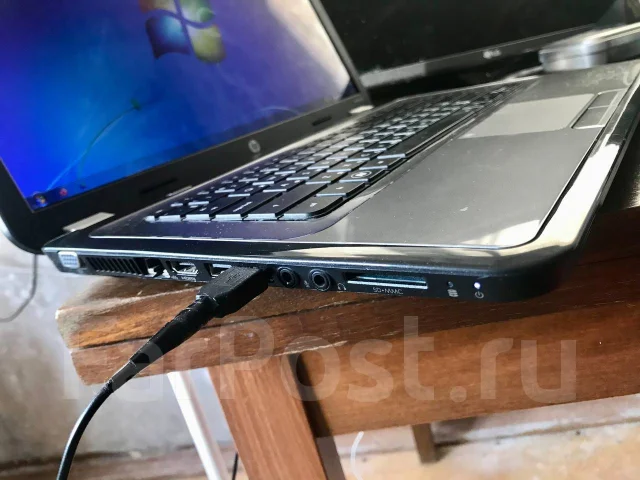 HP Pavilion. 15.6", 1,9����, ��� 4 ��, ���� 320���, WiFi: 1, Bluetooth: 1, ����������� �� 2��. ����