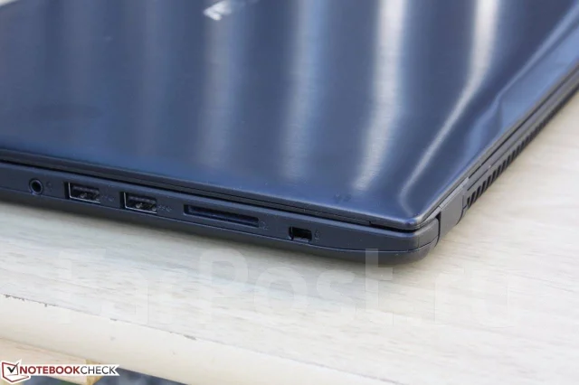 Asus FX502VM. 15.6", 2,8����, ��� 8 ��, ���� 1 000���, WiFi: 1, Bluetooth: 1, ����������� �� 4��. ����
