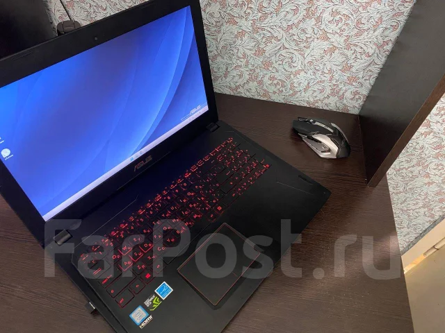 Asus FX502VM. 15.6", 2,8����, ��� 8 ��, ���� 1 000���, WiFi: 1, Bluetooth: 1, ����������� �� 4��. ����