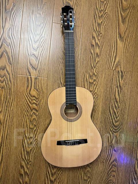 Hohner hand crafted. Гитара hohner hc-06. Гитара hohner hc06 новая. Гитара 6 струнная hohner. Гитара hohner hc-06.