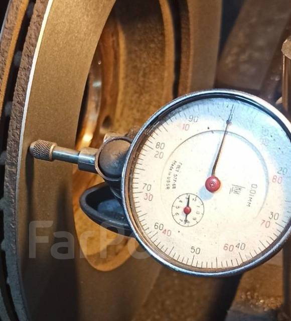 Проточка тормозных дисков, замена колодок. На токарном станке-500р ...