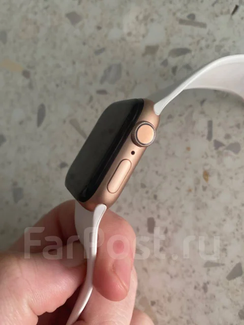 Apple Watch Series 4. GPS, NFC, IP67 ����