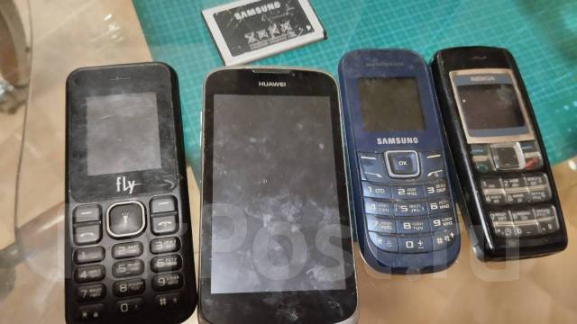 Несколько телефонов в неизвестном состоянии, Samsung, черный, 3G ...