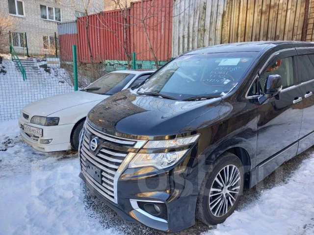 Nissan elgrand 2018