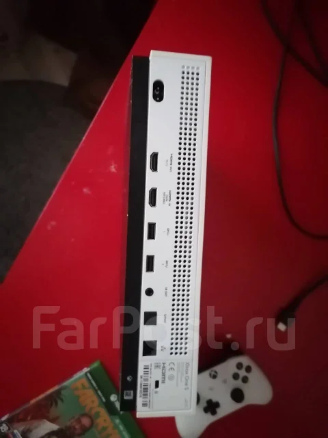 Microsoft Xbox One S ����