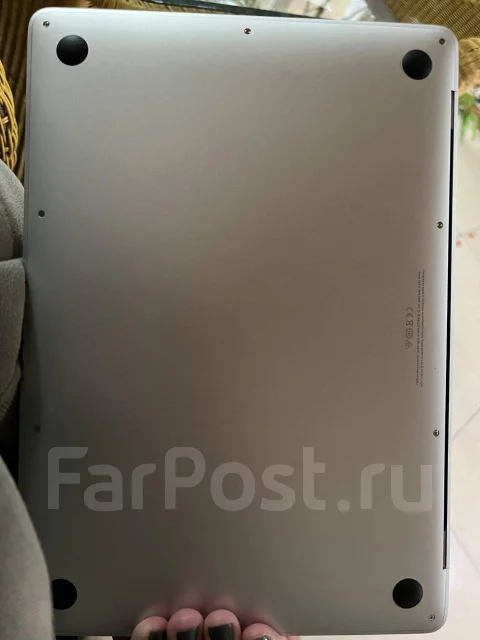 Apple MacBook. ��� 256 �� � ������, WiFi: 1, Bluetooth: 1 ����