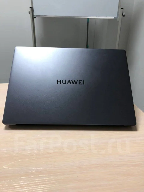 Huawei MateBook D 16. 16", 4,7����, ��� 16 ��, ���� 500���, WiFi: 1, Bluetooth: 1 ����
