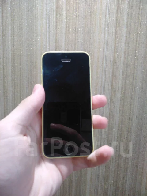 Apple iPhone 5c. �/�, ������, 3G, 4G LTE ����