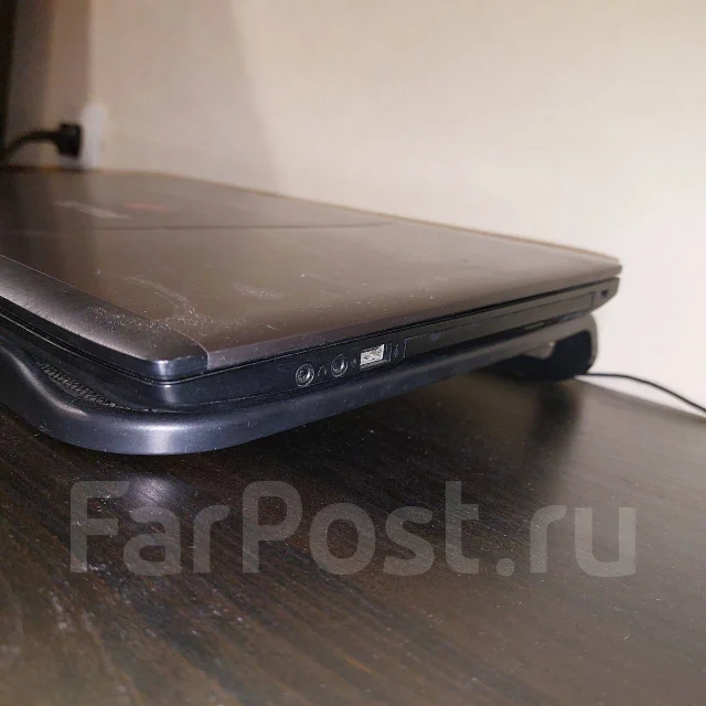 Asus ROG. 15.6", 2,6����, ��� 16 ��, ���� 1 000���, WiFi: 1, Bluetooth: 1, ����������� �� 777��. ����