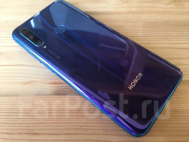 Honor 10i. �/� ����