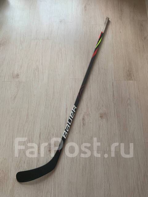 Клюшка взрослая Bauer, б/у, в наличии. Цена: 8 555₽ во Владивостоке