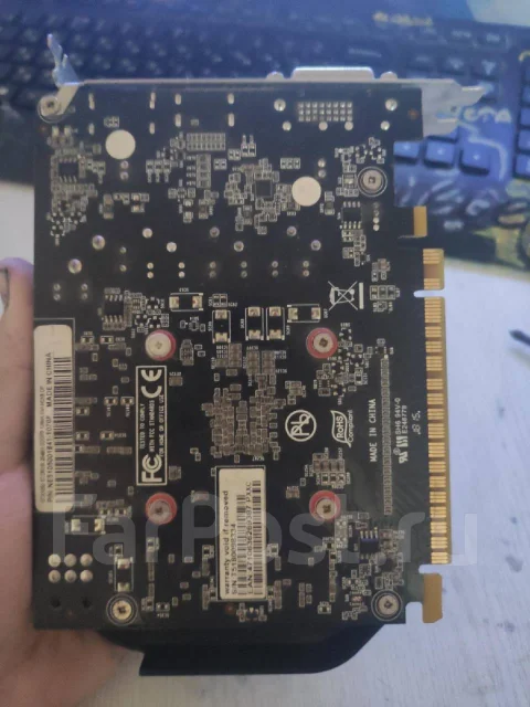 GeForce GTX 1050 ����