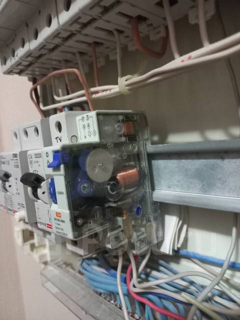 Услуги Электрика! Вызов на дом, высококлассный электрик во Владивостоке