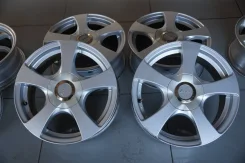 Lizea. 6.5x16", 5x100, 5x115, ET52, �� 73,1���. ����