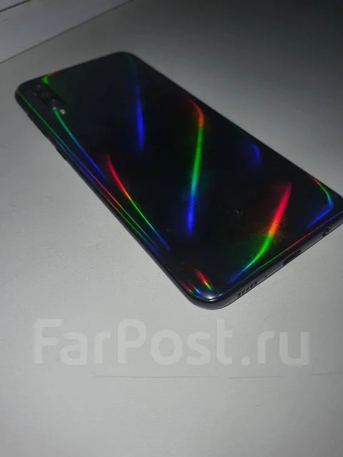 Samsung Galaxy A50. �/�, �����, ������, 3G, 4G LTE, NFC ����
