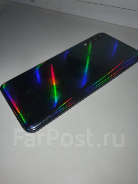 Samsung Galaxy A50. �/�, �����, ������, 3G, 4G LTE, NFC ����