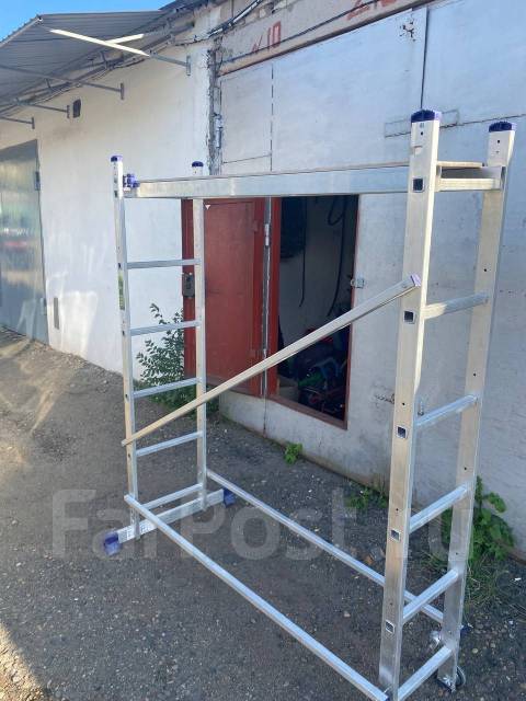 Лестница стремянка тура помост, б/у, в наличии. Цена: 8 000₽ в Уссурийске