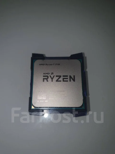 AMD Ryzen 7 1700 ����