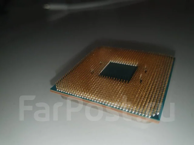 AMD Ryzen 7 1700 ����