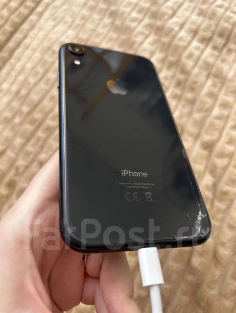 Apple iPhone Xr. �/�, ������, 4G LTE, NFC ����