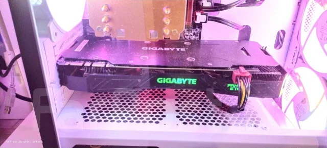GeForce GTX 1070 Ti ����