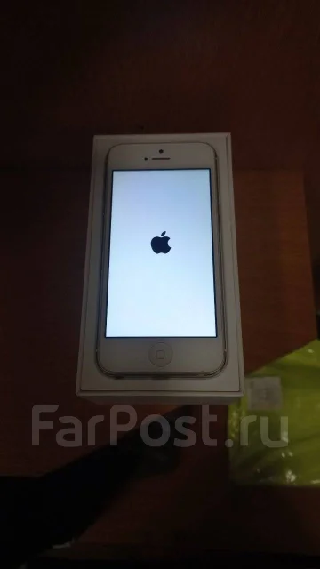 Apple iPhone 5. �/�, 32 ��, ����������� ����
