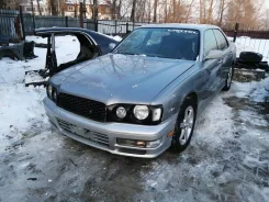 Nissan Cedric. HY33, VQ30DE ����