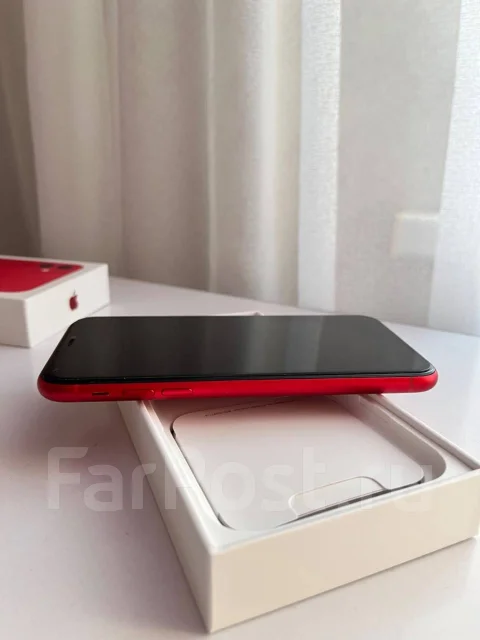 Apple iPhone 11. �/�, �������, Dual-SIM ����