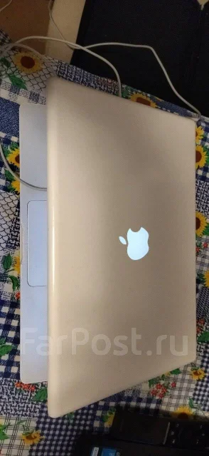 Apple MacBook ����