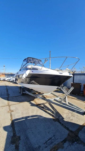 Bayliner. 2000 ���, ����� 7,2��., ��������� ������������, 300��.�., ������ ����